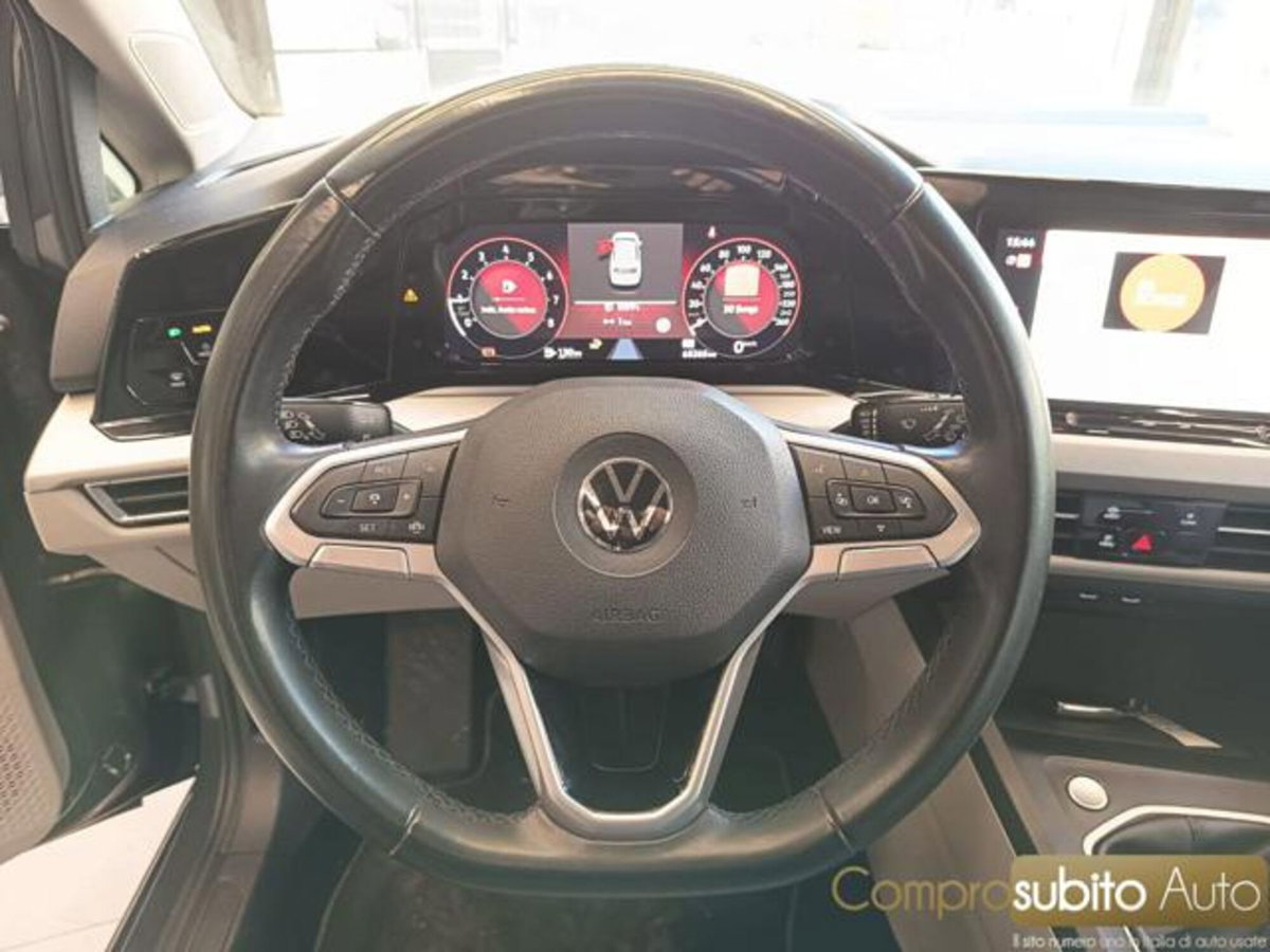 Volkswagen Golf 1.0 TSI 115 CV 5p. Sport BlueMotion Technology (12)