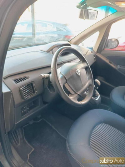 Lancia Musa 1.4 16V Gold (11)