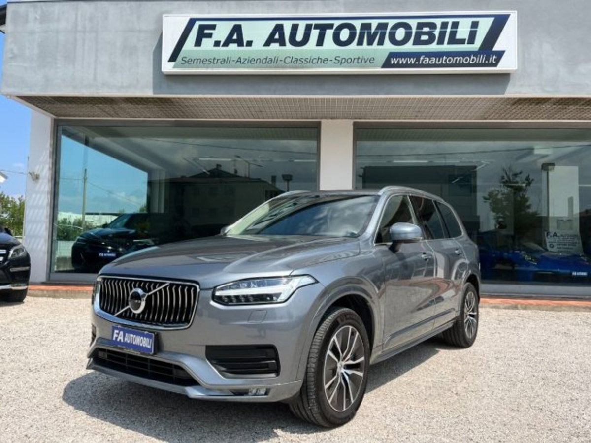 Volvo XC90 B5 (d) AWD Geartronic 7 posti Momentum Pro