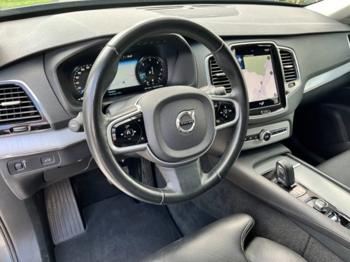 Volvo XC90 B5 (d) AWD Geartronic 7 posti Momentum Pro (19)
