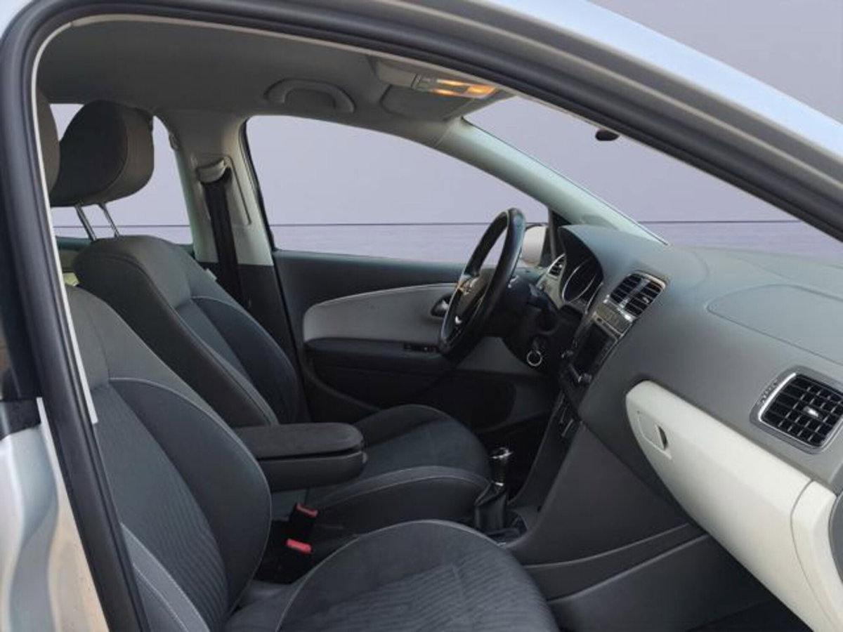 Volkswagen Polo 1.4 TDI 5p. Fresh BlueMotion Technology (10)