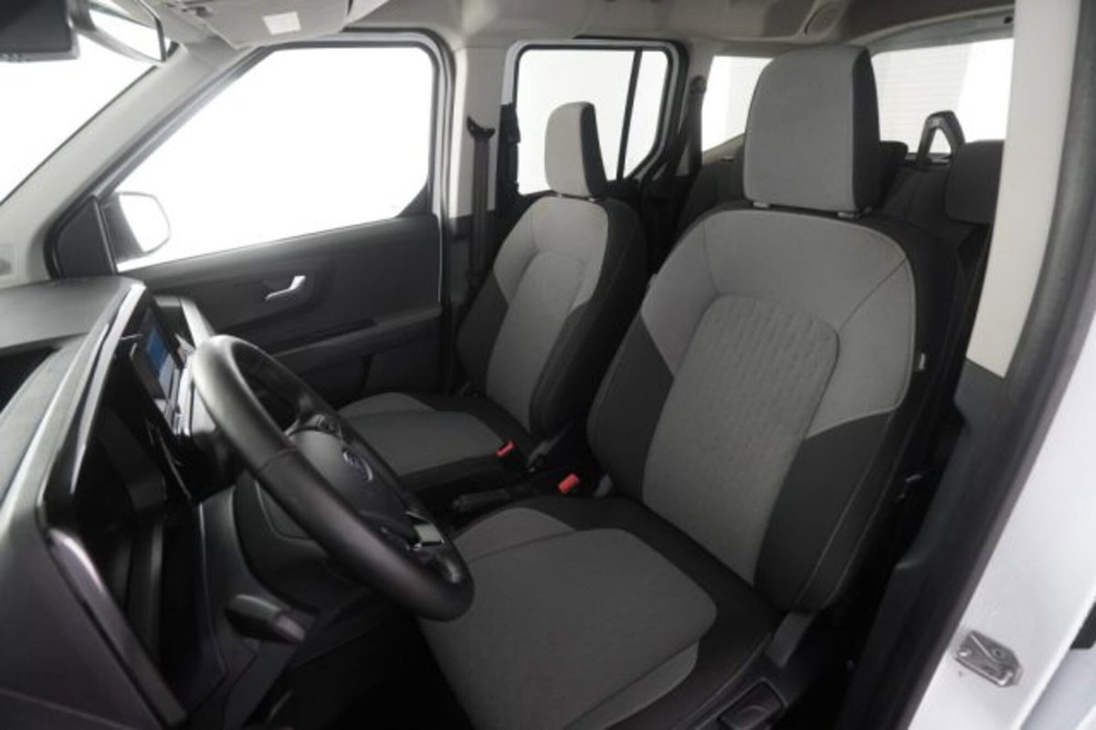 Ford Tourneo Courier 1.0 ecoboost 125cv Titanium powershift (10)