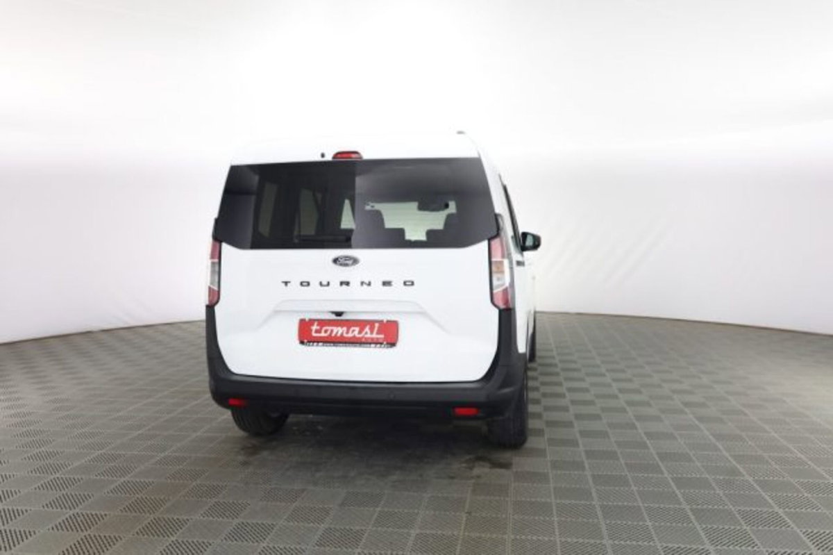 Ford Tourneo Courier 1.0 ecoboost 125cv Titanium powershift (5)