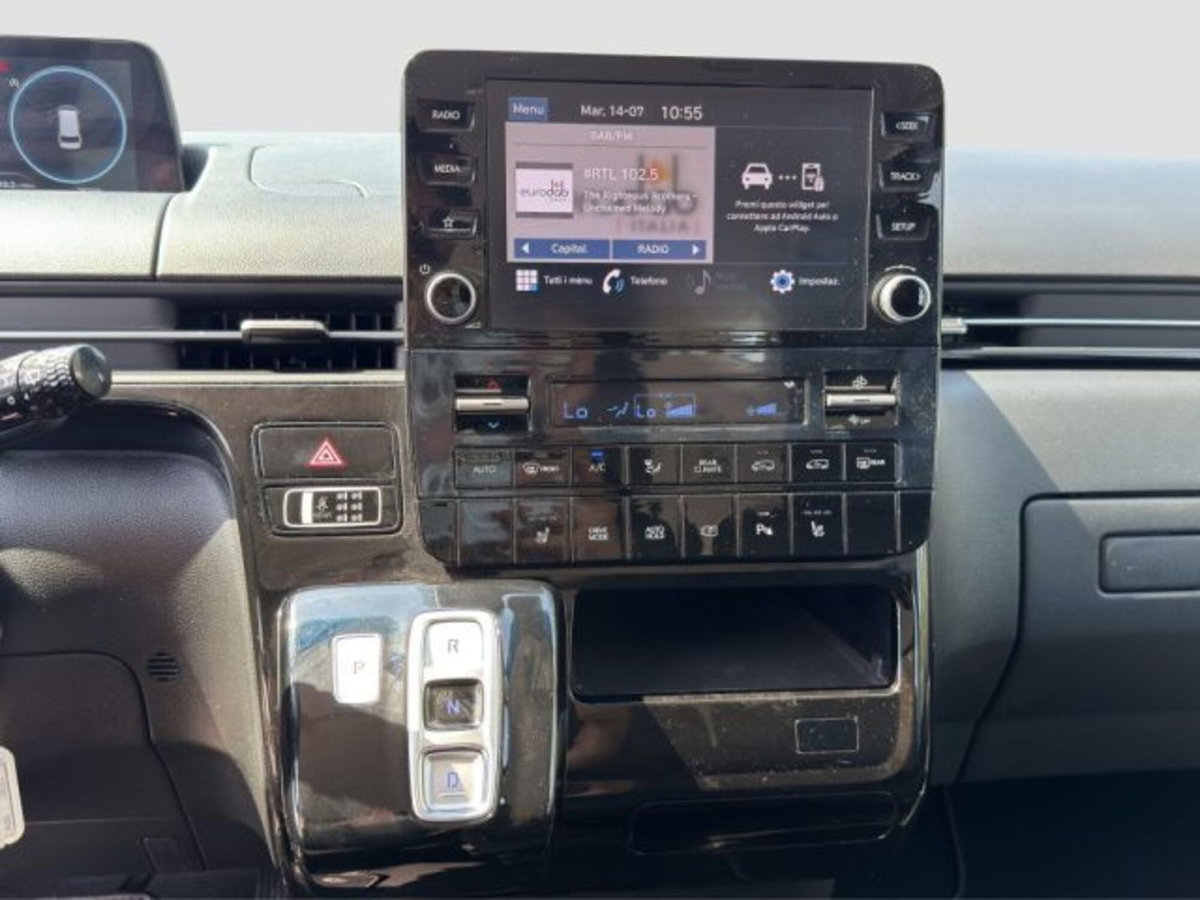 Hyundai Staria 2.2 awd auto (18)