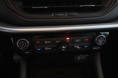 Jeep Compass 1.6 Multijet II 2WD Limited (13)