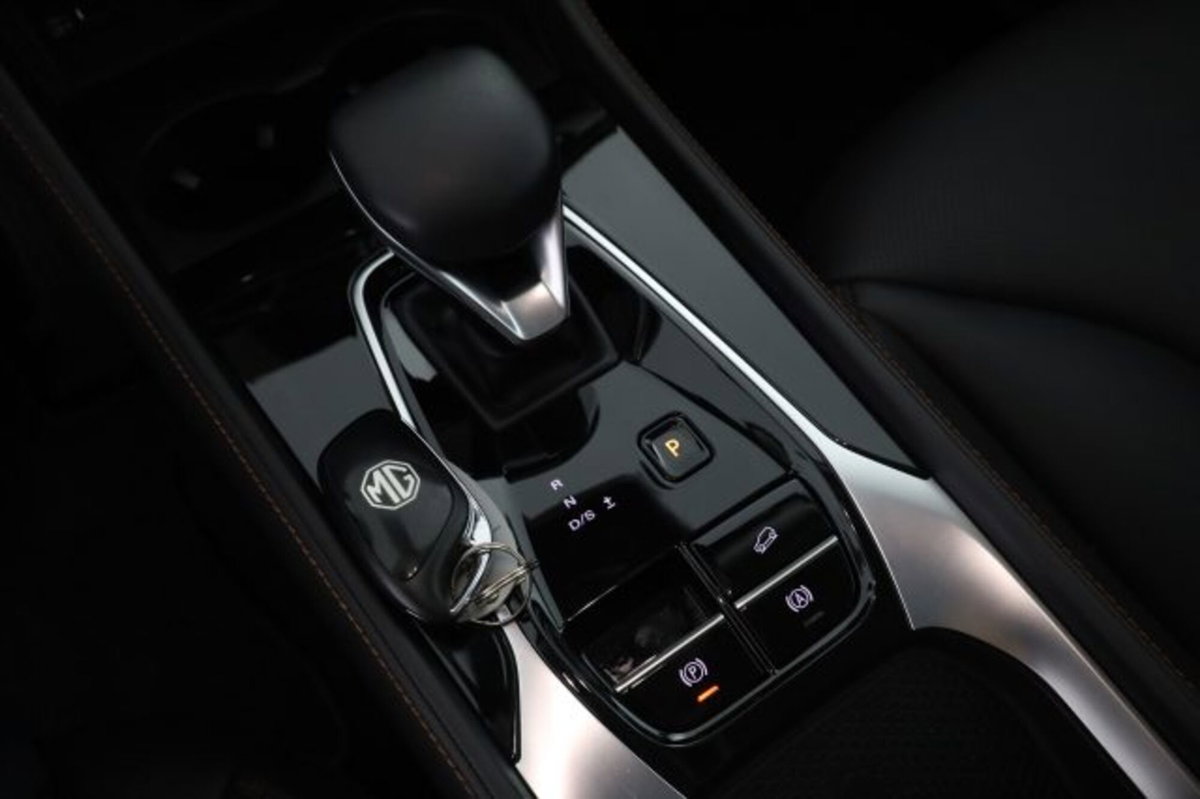 Mg HS HS 1.5T-GDI AT Luxury (13)