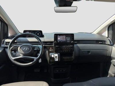 Hyundai Staria 2.2 awd auto (13)