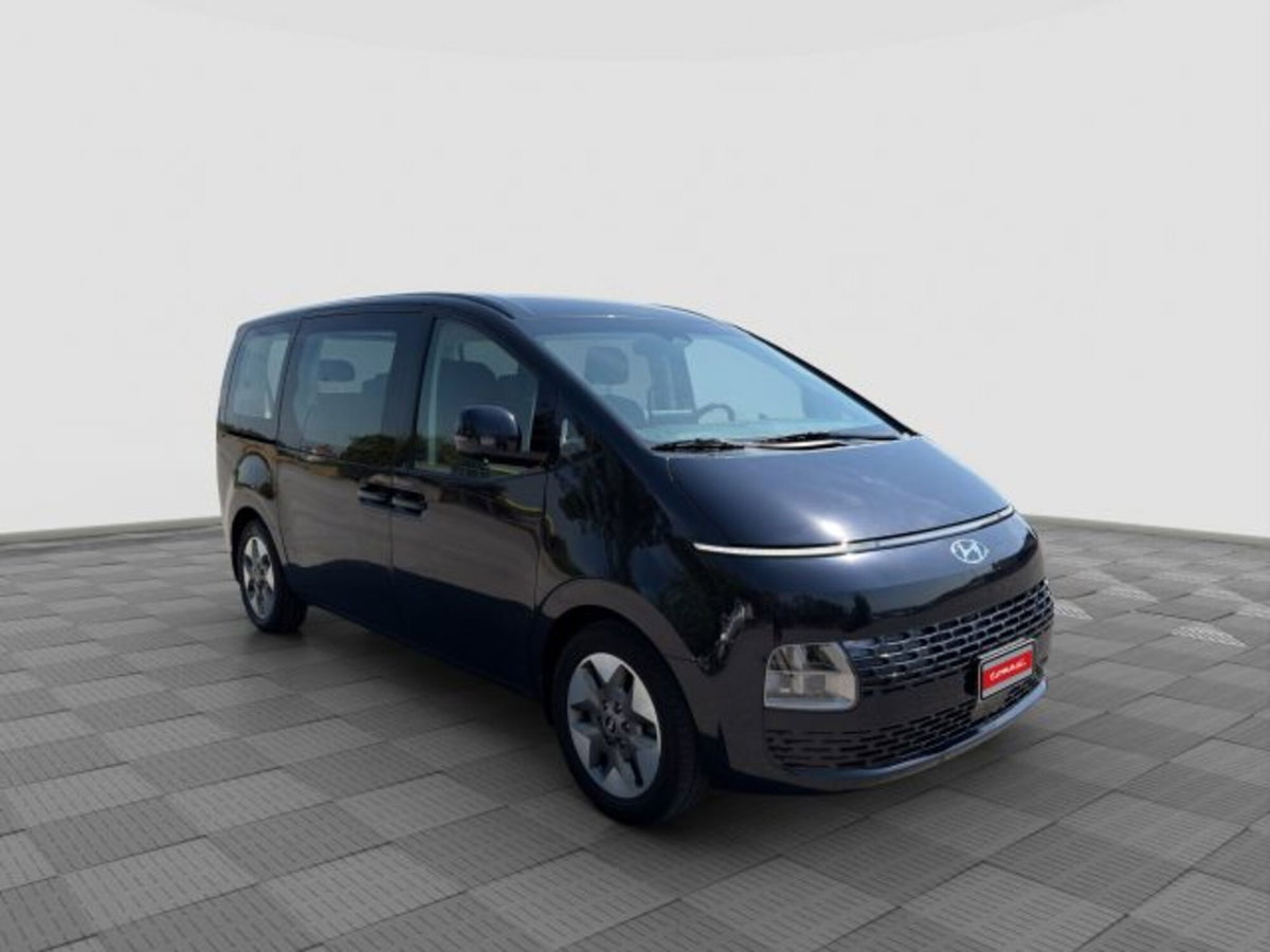 Hyundai Staria 2.2 awd auto (7)