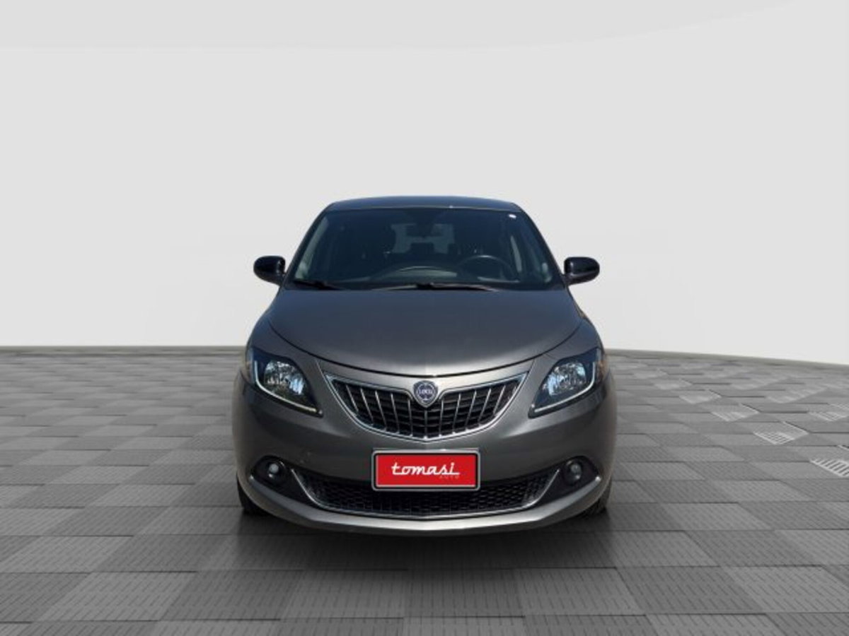 Lancia Ypsilon 1.0 FireFly 5 porte S&S Hybrid Ecochic Gold (8)
