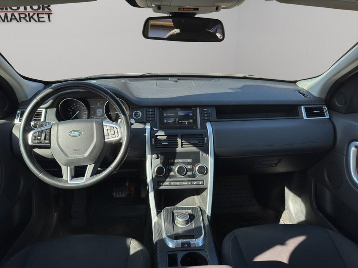 Land Rover Discovery Sport 2.0 TD4 180 CV Pure (13)