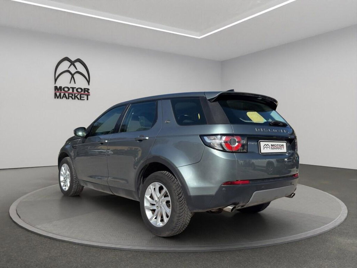 Land Rover Discovery Sport 2.0 TD4 180 CV Pure (8)