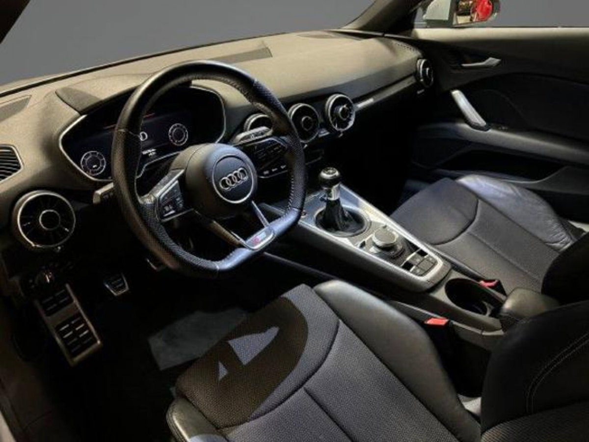 Audi TT Cabrio 2.0 TDI ultra S line (5)