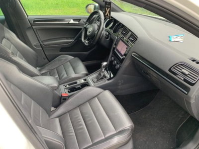 Volkswagen Golf R 2.0 DSG 5p. (10)