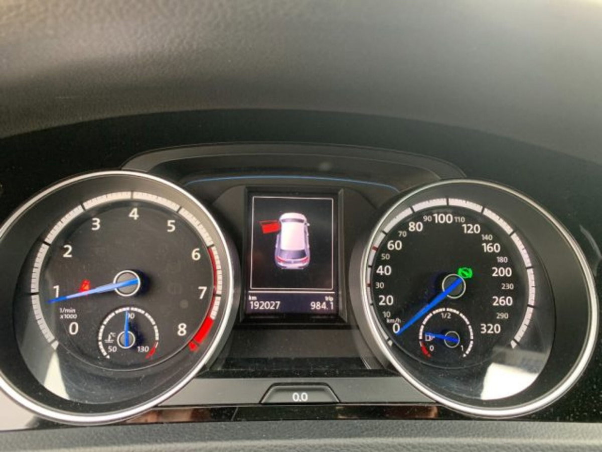 Volkswagen Golf R 2.0 DSG 5p. (13)