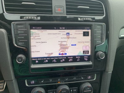 Volkswagen Golf R 2.0 DSG 5p. (14)