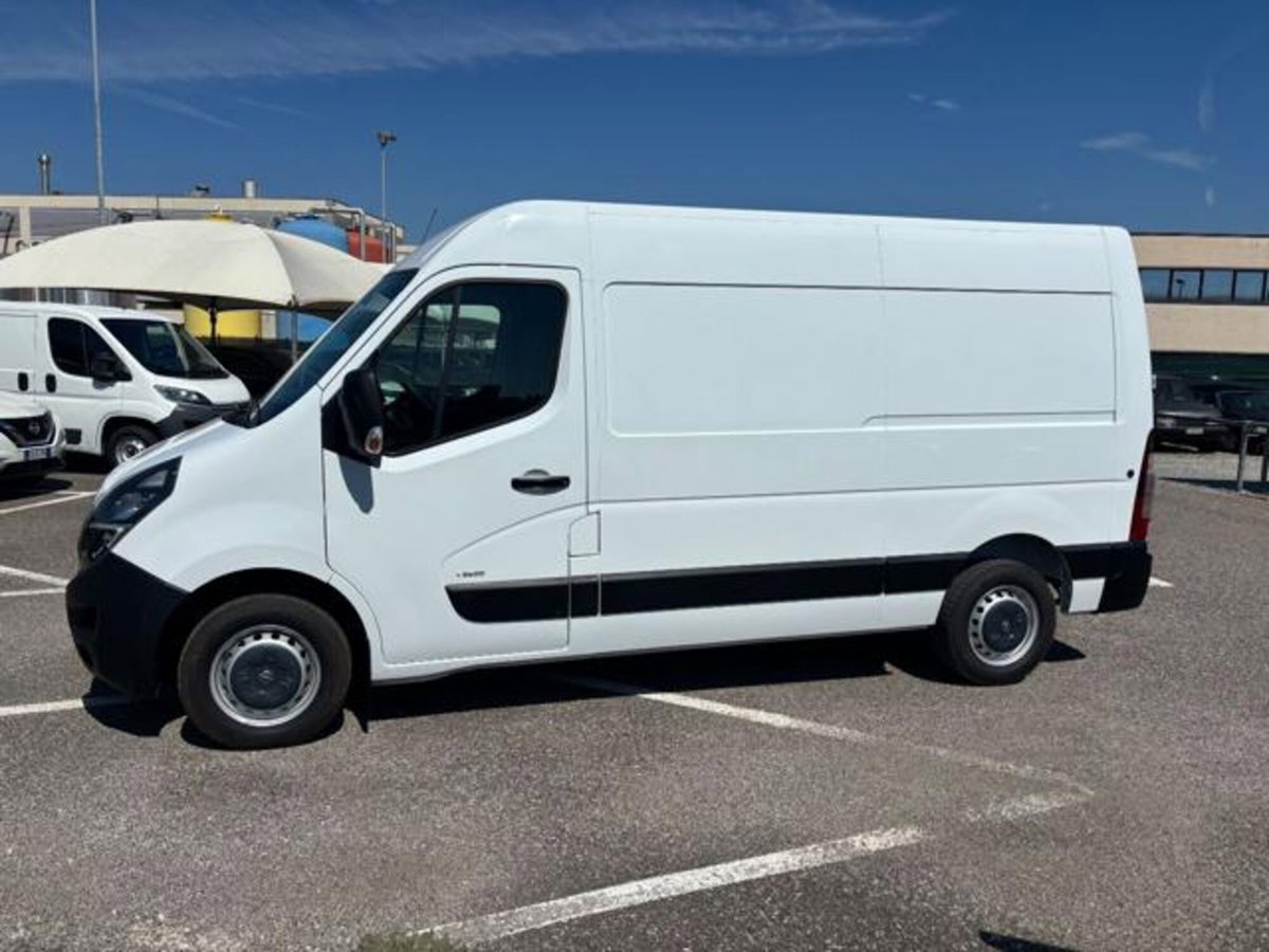 Opel Movano Furgone 35 2.3 Turbo D 135CV PM-TM FWD Furgone (2)
