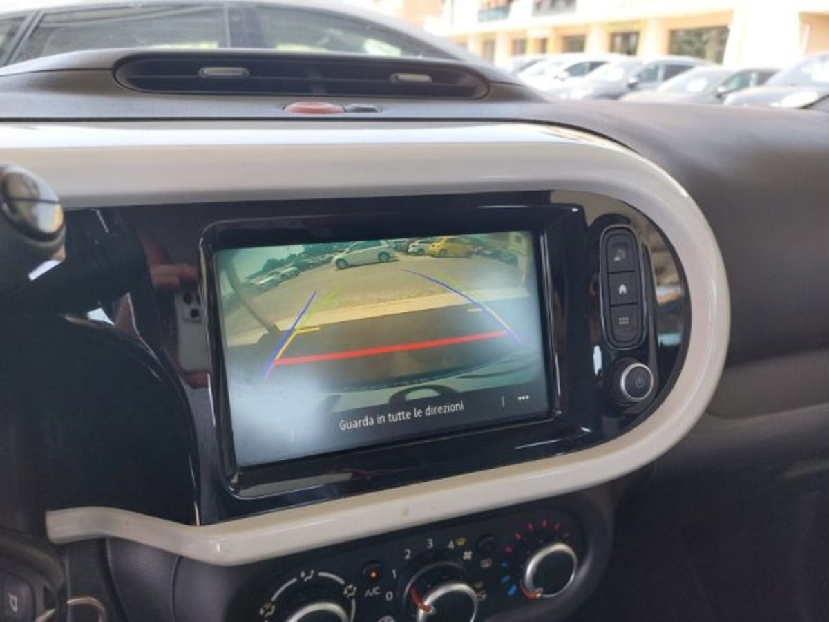Renault Twingo SCe 65 CV Signature (11)