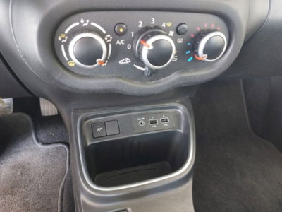 Renault Twingo SCe 65 CV Signature (16)