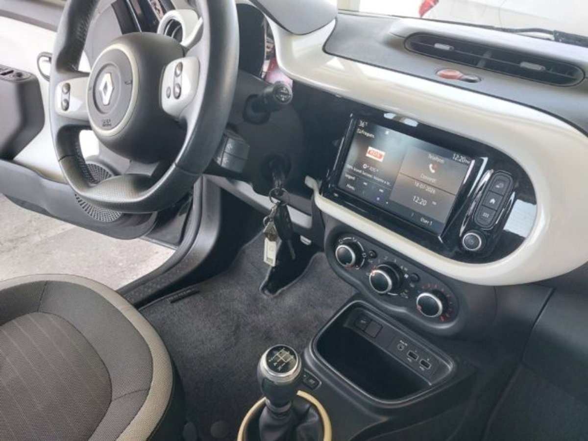 Renault Twingo SCe 65 CV Signature (20)