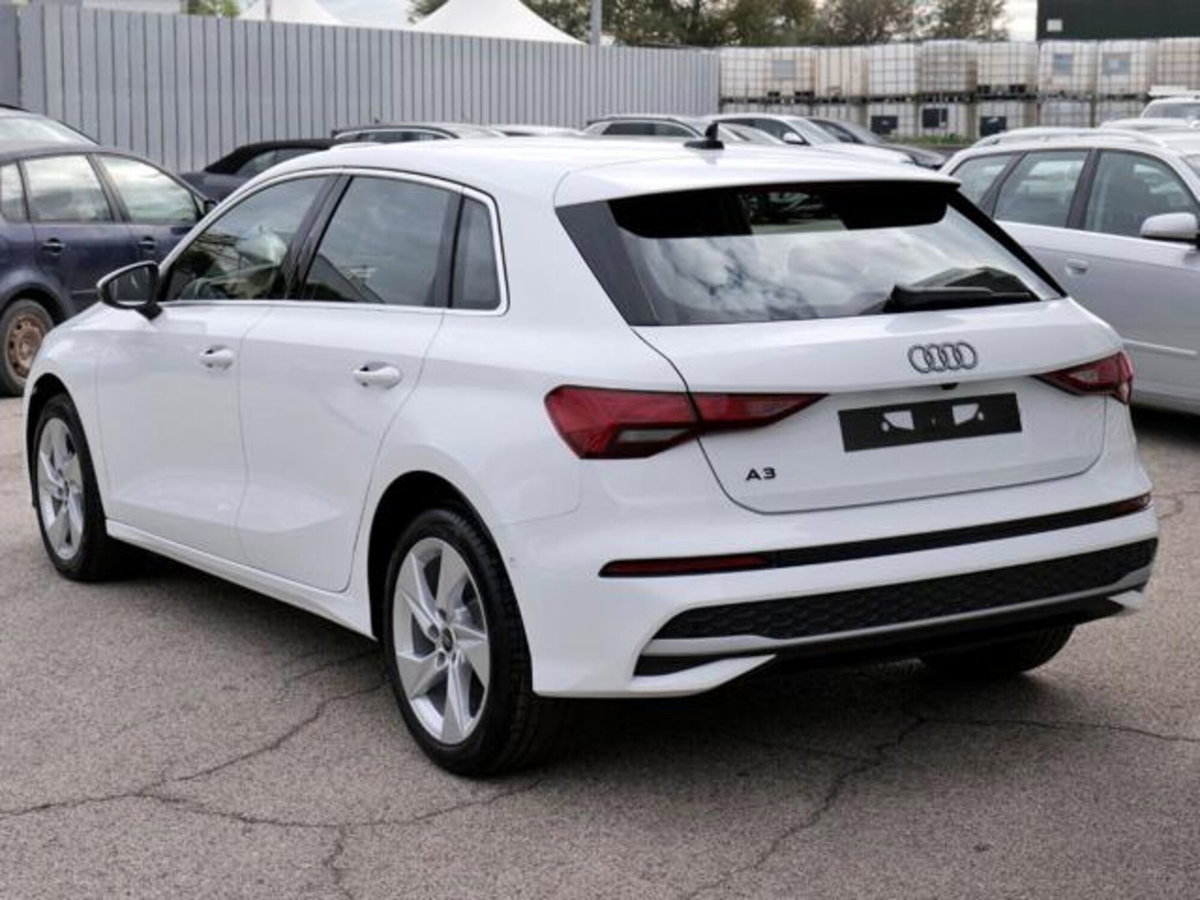 Audi A3 Sportback 1.5 tfsi mhev Business 150cv s-tronic (2)