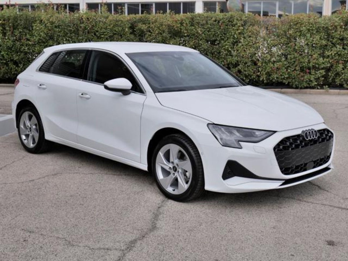 Audi A3 Sportback 1.5 tfsi mhev Business 150cv s-tronic (3)