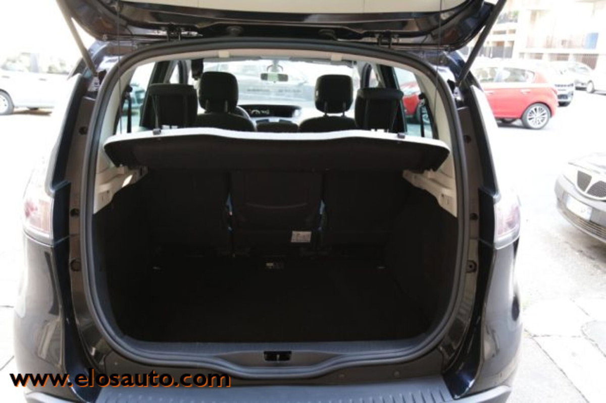 Renault Scenic E-Tech Electric XMod 1.5 dCi 110CV EDC Limited (10)