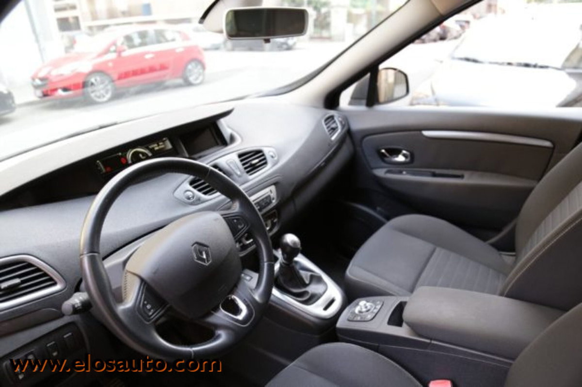 Renault Scenic E-Tech Electric XMod 1.5 dCi 110CV EDC Limited (6)