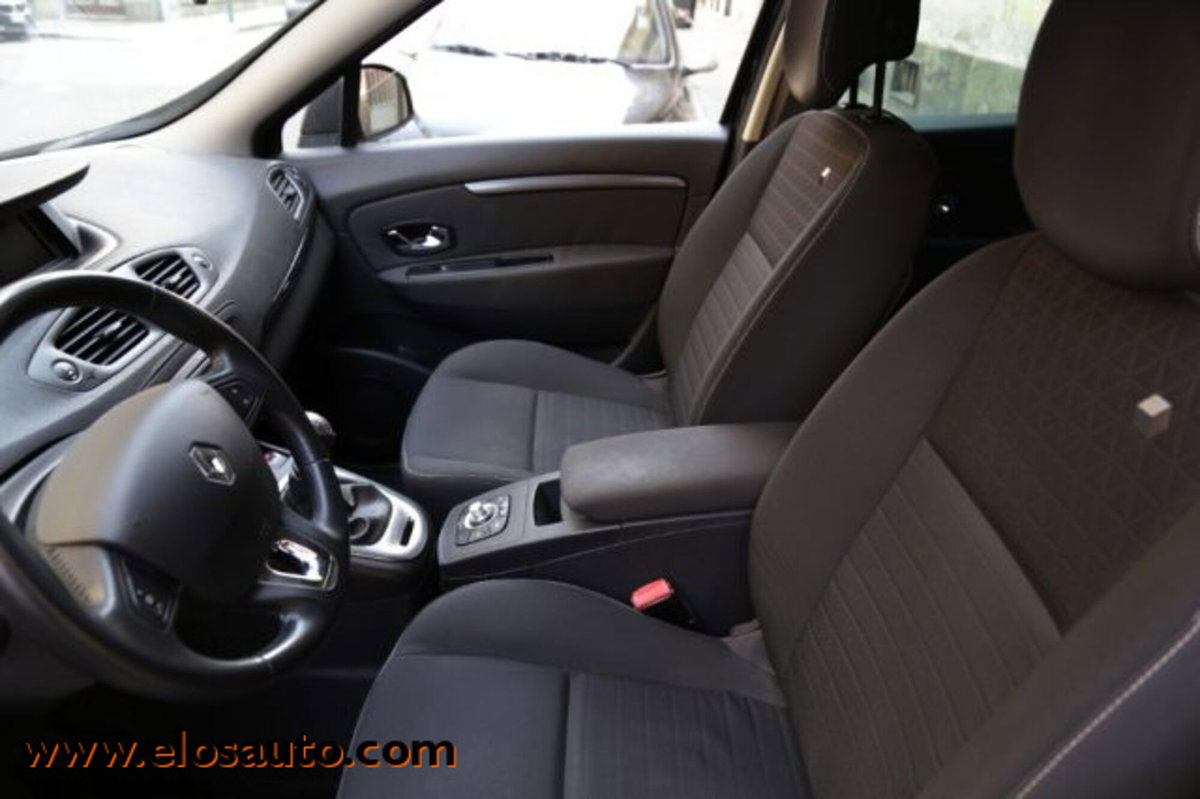 Renault Scenic E-Tech Electric XMod 1.5 dCi 110CV EDC Limited (7)