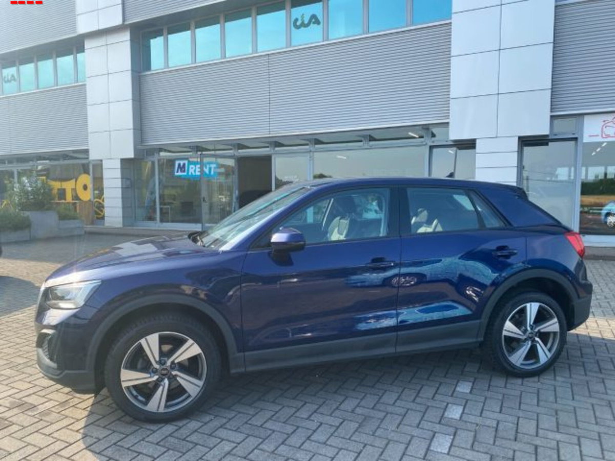 Audi Q2 Q2 35 TFSI S tronic Business (8)