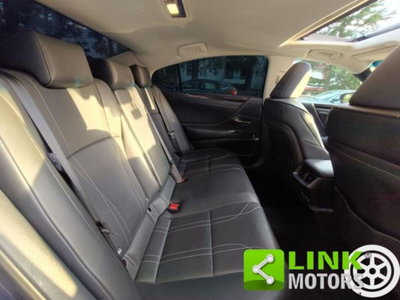 Lexus ES Hybrid FSport (20)