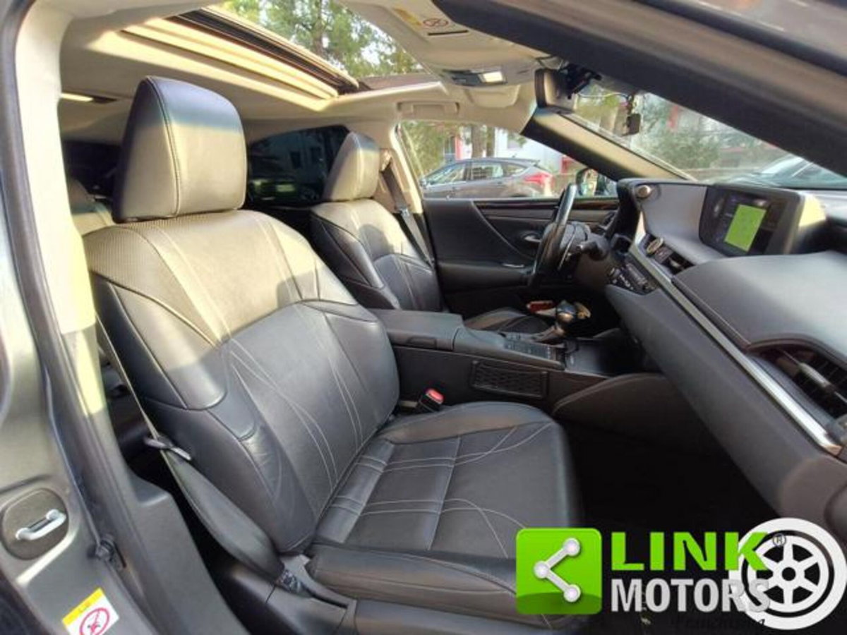 Lexus ES Hybrid FSport (5)