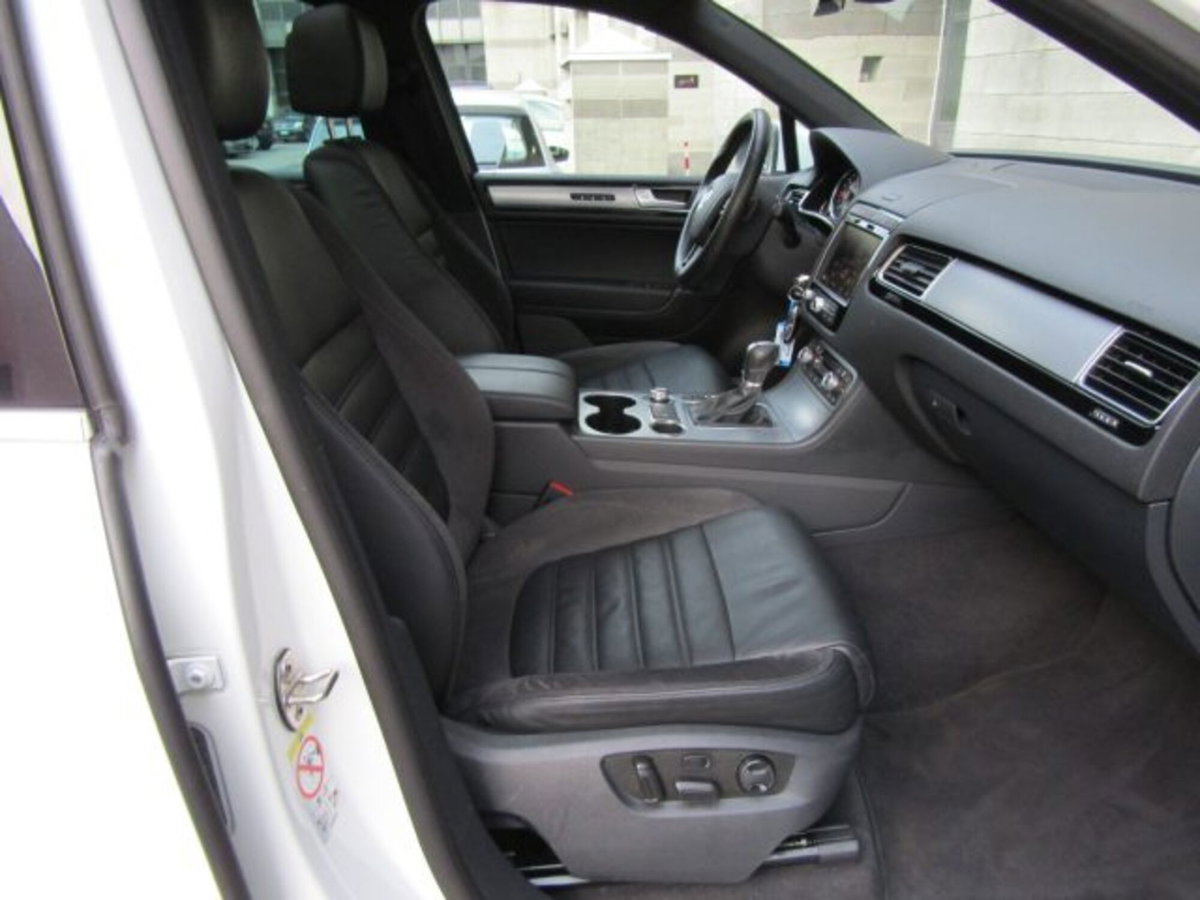 Volkswagen Touareg 3.0 TDI 204 CV tiptronic BlueMotion Technology (14)