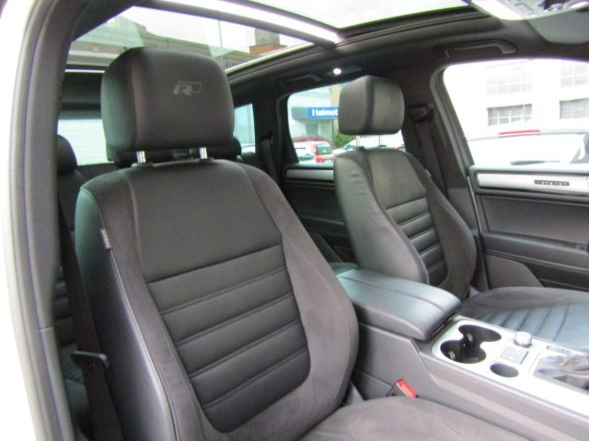 Volkswagen Touareg 3.0 TDI 204 CV tiptronic BlueMotion Technology (17)