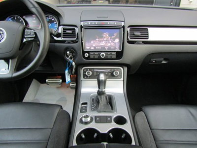 Volkswagen Touareg 3.0 TDI 204 CV tiptronic BlueMotion Technology (19)