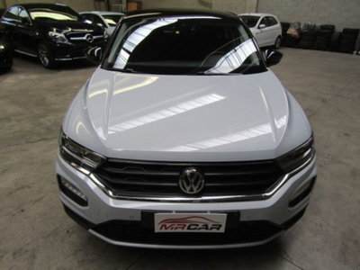 Volkswagen T-Roc 1.0 tsi Style 115cv (2)