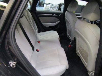 Audi S3 Sportback 2.0 TFSI quattro (12)