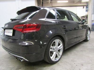 Audi S3 Sportback 2.0 TFSI quattro (4)