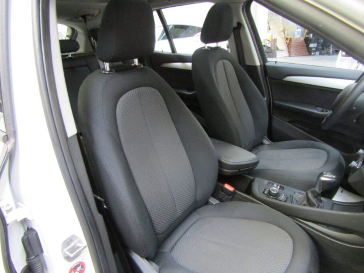 BMW X1 sDrive18i Advantage (17)