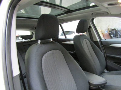 BMW X1 sDrive18i Advantage (18)