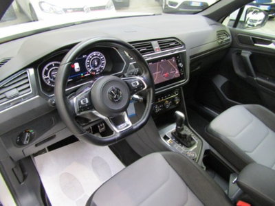 Volkswagen Tiguan 2.0 BiTDI SCR DSG 4MOTION Executive R-Line BMT (7)