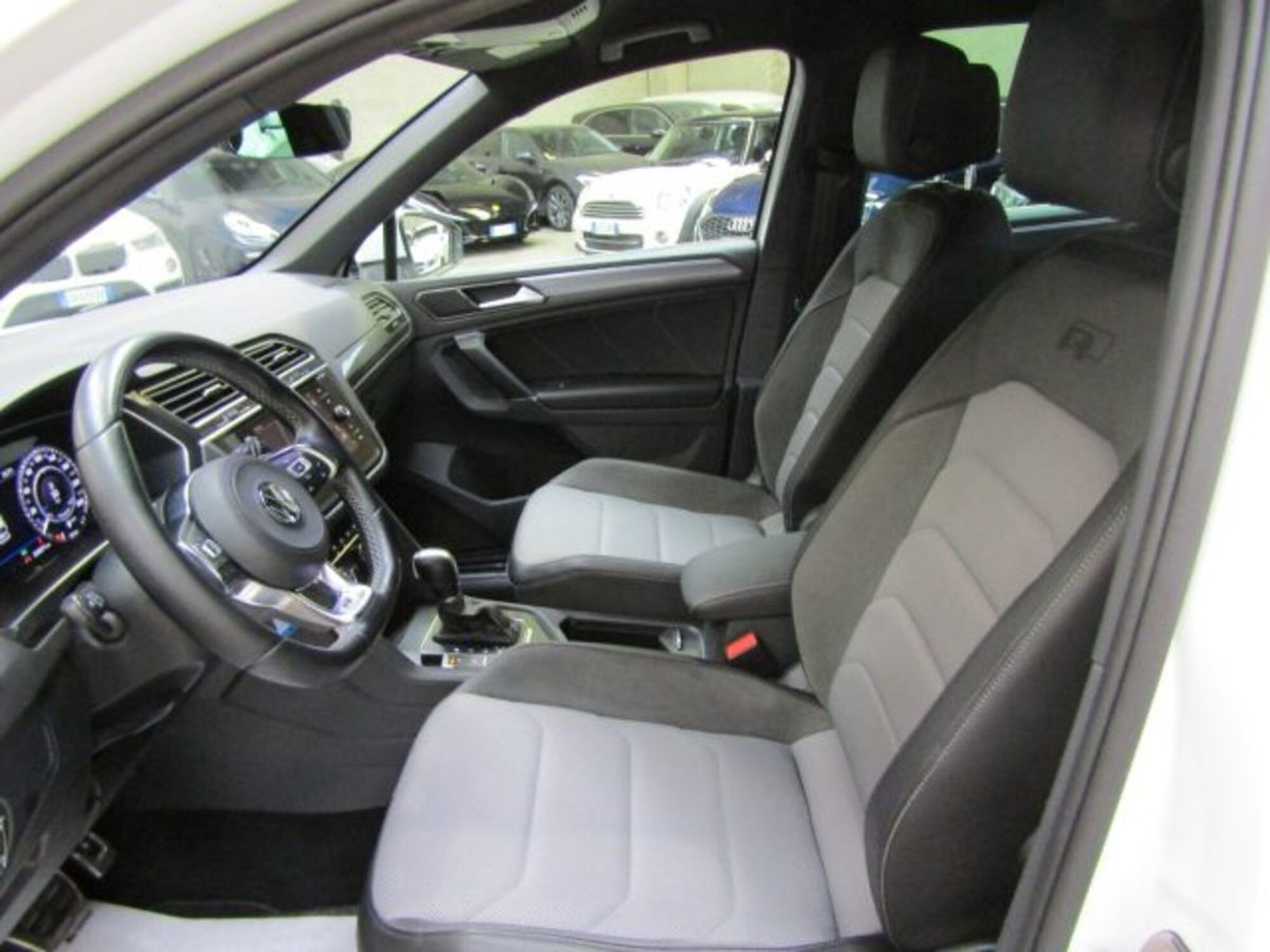 Volkswagen Tiguan 2.0 BiTDI SCR DSG 4MOTION Executive R-Line BMT (8)