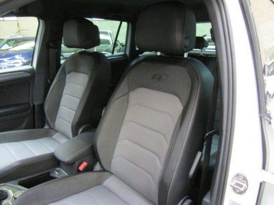 Volkswagen Tiguan 2.0 BiTDI SCR DSG 4MOTION Executive R-Line BMT (9)