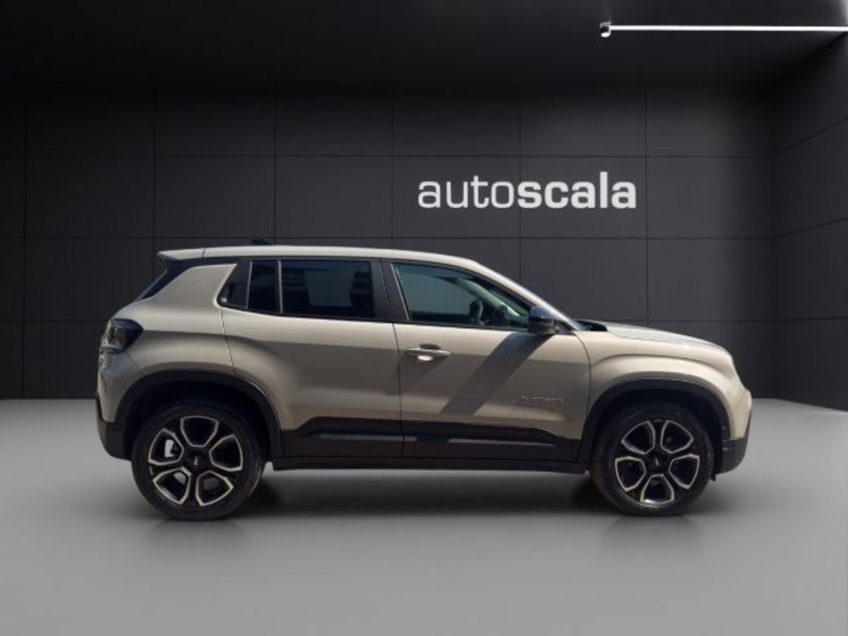 Jeep Avenger 1.2 turbo Summit fwd 100cv (5)