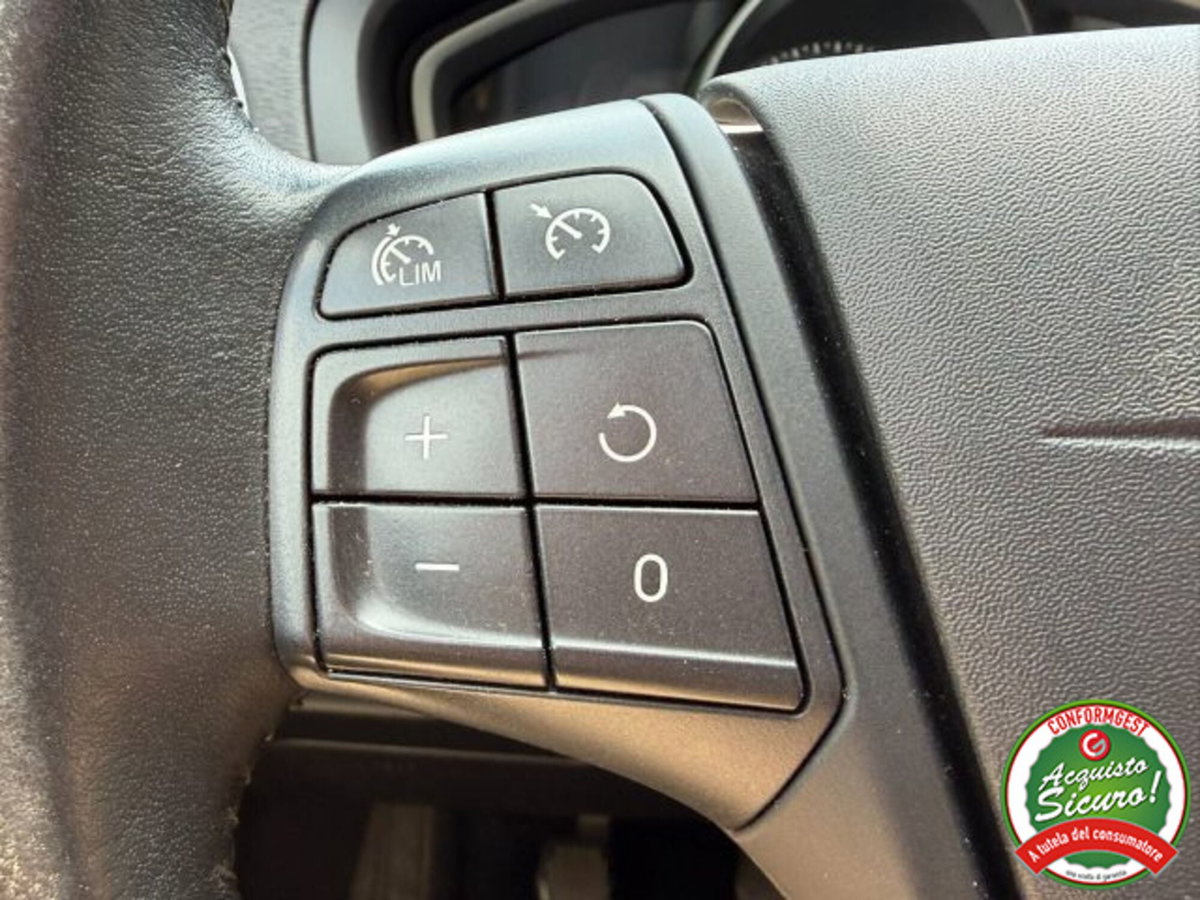 Volvo V40 D2 Momentum N1 (16)
