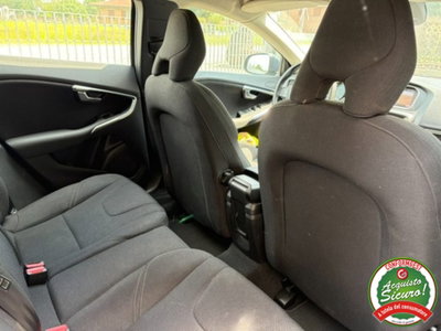 Volvo V40 D2 Momentum N1 (6)
