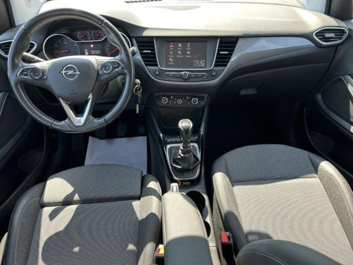 Opel Crossland 1.5 ecotec Elegance 110cv (14)
