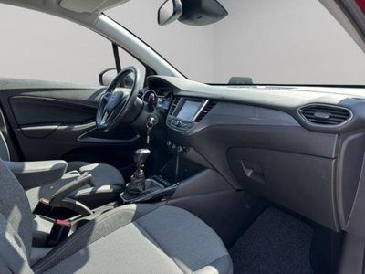 Opel Crossland 1.5 ecotec Elegance 110cv (17)