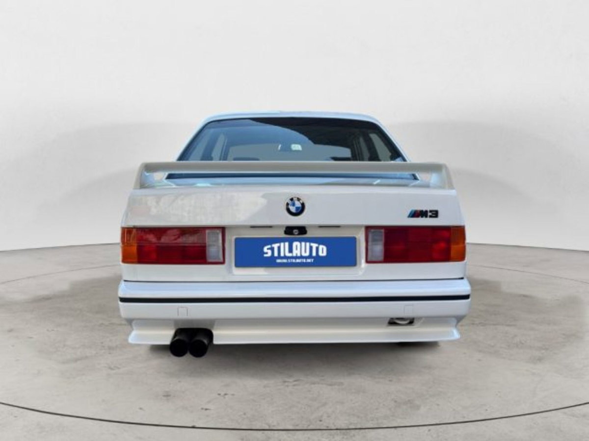 BMW Serie 3 M3 (4)