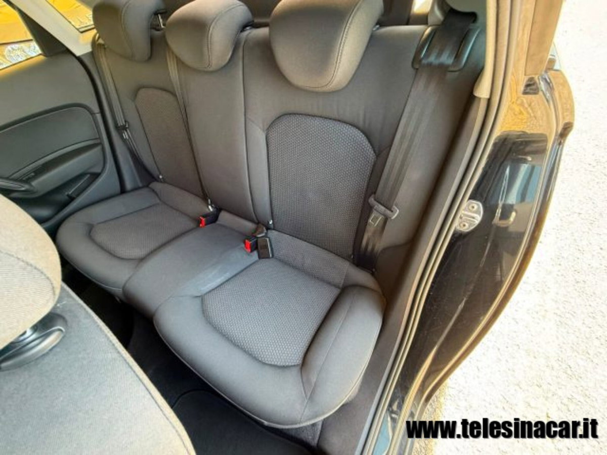 Audi A1 Sportback 1.4 TDI S tronic Sport (14)