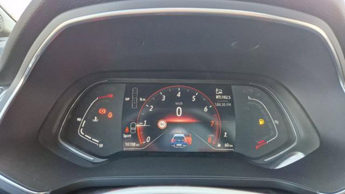 Renault Captur TCe 90 CV RS Line (11)